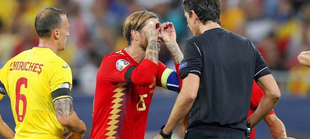 ROMANIA - SPANIA 1-2: <span style="color:#f00;">Sergio Ramos s-a dus peste arbitru la pauza! Spaniolii, scandalizati: "Si-a cerut scuze!"</span> Acuzatiile ibericilor