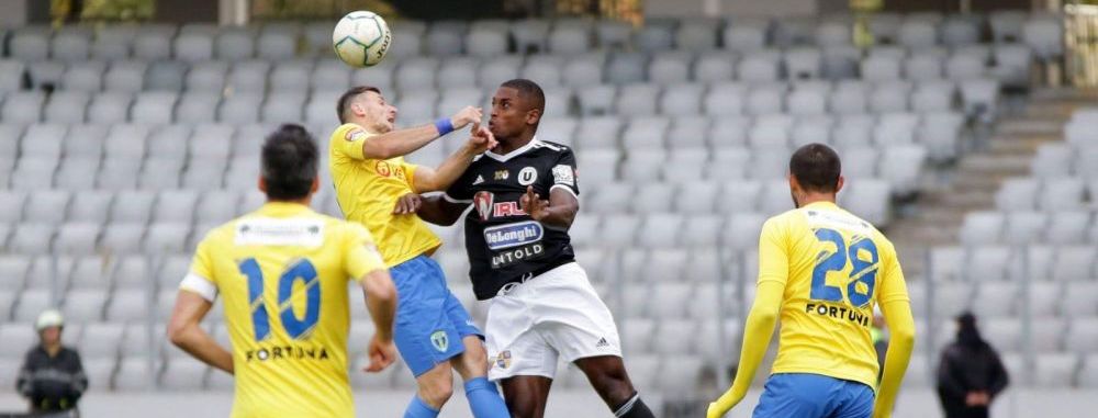 U Cluj Petrolul 4 0 Meci Nebun La Cluj Petrolul Umilita Pe Cluj Arena Flavius Stoican Eliminat Pentru Proteste U Iese Din Zona Retrogradarii Sport Ro