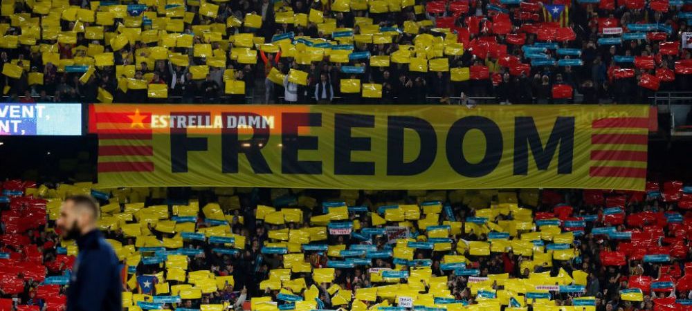 <span style="color:#f00;">VIDEO | INCIDENTE la El Clasico! </span>Protestatarii catalani s-au batut cu fortele de ordine in afara stadionului