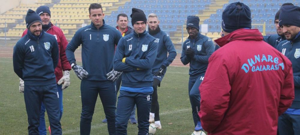 MAI BINE ramaneti la fotbal: poezie de cenaclu trist la reunirea Dunarii! Ce au putut sa posteze de ziua lui Eminescu