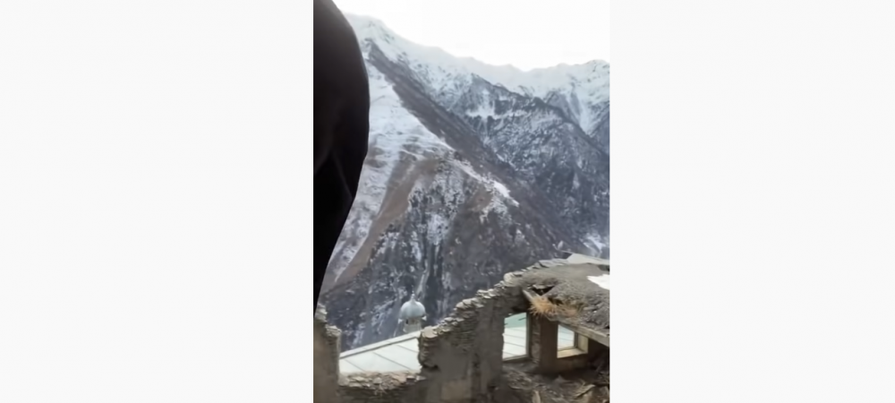 <span style="color:#f00;">Imagini INCREDIBILE facute publice de Khabib! MONSTRUL din UFC le-a aratat fanilor sai unde s-a nascut! </span>Cum arata satul
