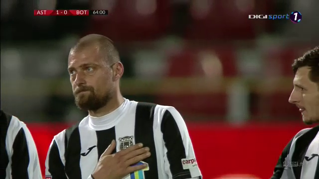 <span style="color:#f00;">Tamas, momente emotionante pe teren: a dat gol la o zi dupa ce si-a inmormantat tatal. </span>Alibec l-a lasat sa bata penalty-ul