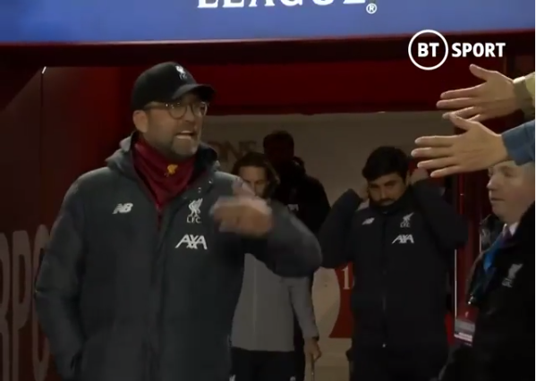 TINETI-VA MAINILE ACASA! Reactia GENIALA a lui Jurgen Klopp in momentul intrarii pe Anfield! VIDEO