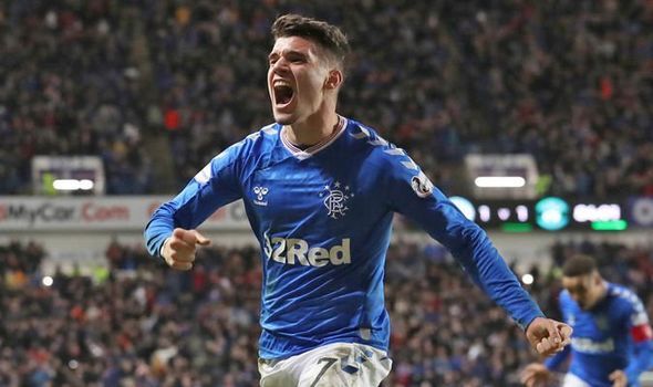 <span style="color:#f00;">Planul lui Glasgow Rangers pentru Ianis Hagi!</span> Jurnalistii de la BBC au facut anuntul! <span style="color:#f00;">Topul in care a fost inclus romanul</span>