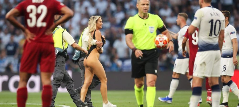<span style="color:#f00;">Blonda care a intrat aproape GOALA pe teren in finala Champions League asa cum n-ai vazut-o niciodata!</span> Cum a aparut Kinsey Wolansky