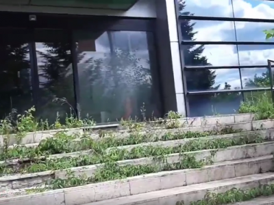 Video Incredibil Cu Baza Pro Rapid Era Considerata Cea Mai Moderna Baza Din Bucuresti Dar A Ajuns Sa Arate Ca Dupa Razboi Imaginile Nepasarii Au Fost Postate Pe Net Sport Ro
