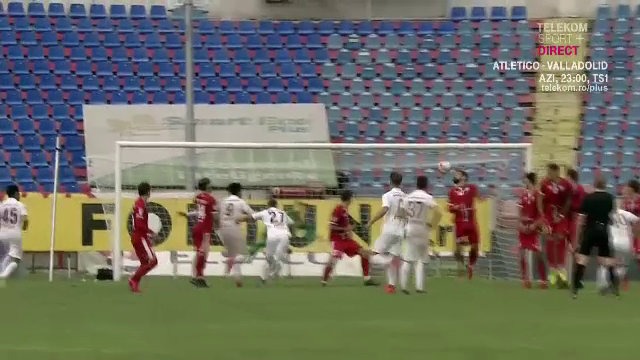 <span style="color:#f00;">Deac, nu vrei tu sa dai gol?</span> :)) ZIDUL SF al Botosaniului la faza din care s-a facut 2-0! Ce s-a intamplat