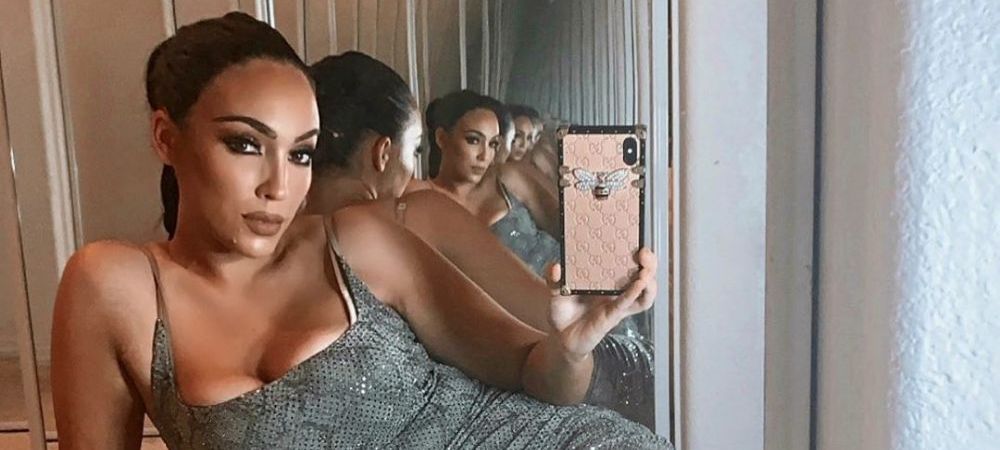 Ea este sosia lui Kim Kardashian! <span style="color:#f00;">Arunca cu bani si petrece ORE INTREGI in oglinda pe zi pentru a se transforma in idolul ei</span>