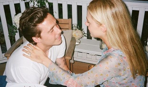 <span style="color:#f00;">Brooklyn Beckham, in GENUNCHI!</span> Imaginile pe care fiul cel mare al lui David si al Victoriei<span style="color:#f00;"> le-a tinut pana acum ASCUNSE</span>