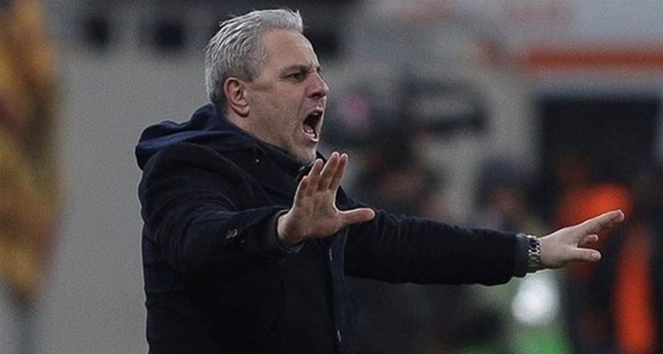 <span style="color:#f00;">Sumudica propune un cuplu inedit care sa antreneze si sa conduca clubul din Giulesti: Ianis Zicu - Dumitru Dragomir!</span> "Andone nu poate veni"