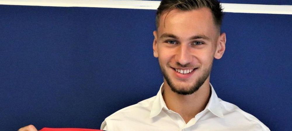 <span style="color:#f00;">Denis Dragus, prezentat oficial la Crotone! Internationalul roman va evolua in Serie A:</span> "Sunt foarte fericit!"
