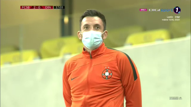 <span style="color:#f00;">Straton, suferinta si bucurie in acelasi timp! :)</span> Cum s-a bucurat portarul FCSB dupa golul de 2-0, inscris de Cristea