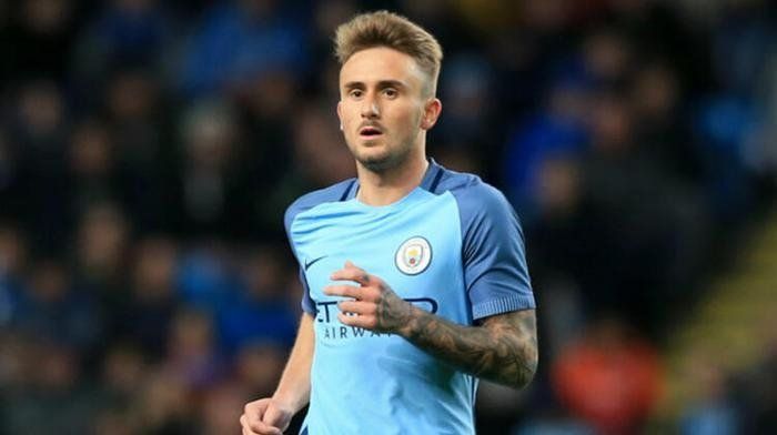 <span style="color:#f00;">Manchester City il poate lua pe Aleix Garcia inapoi!</span> Ce spun oficialii lui Dinamo despre o astfel de mutare 