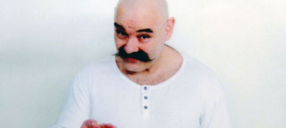 <span style="color:#f00;">Nici puscaria nu mai e ce a fost! :)) Unul dintre cei temuti prizonieri din lume vrea sa iasa dupa 44 de ani de detentie!</span> "Nu-mi vine sa cred, toti comanda colanti!"