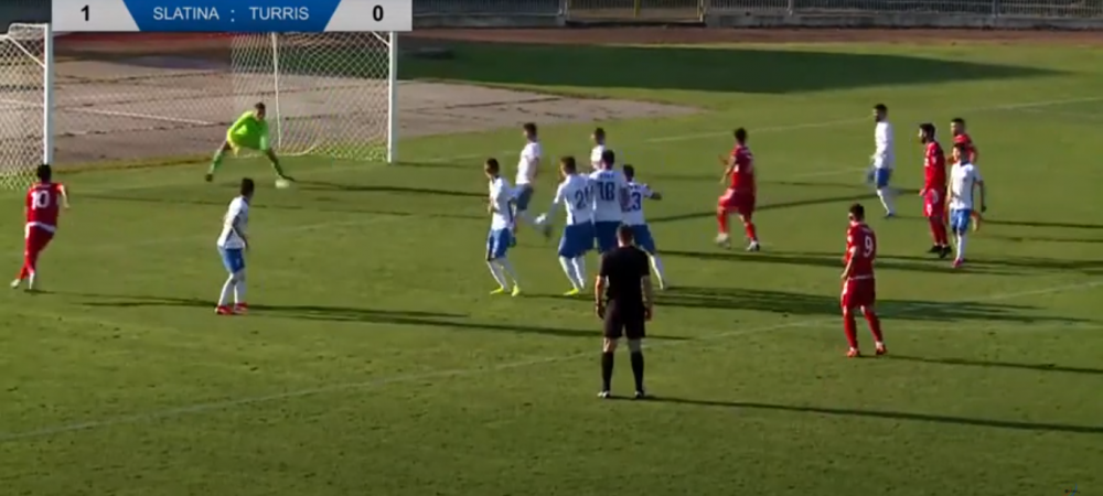 Asta e Liga 2! Ducan, gafe INEXPLICABILE! Decizie ca la FIFA: <span style="color:#f00;">mingea a intrat in poarta, dar arbitrul a anulat golul pe motiv ca repriza se terminase</span>