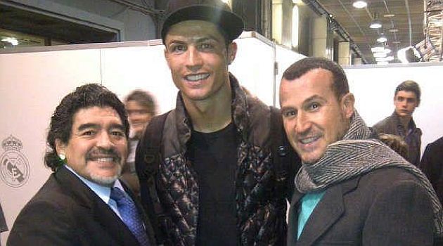 Mesajul lui Cristiano Ronaldo dupa moartea lui Maradona: <span style="color:#f00;">"Astazi imi iau ramas bun de la un prieten si un geniu!"</span>