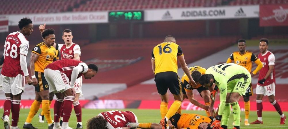 Moment HORROR in Premier League! <span style="color:#f00;">Raul Jimenez, lasat inconstient pe teren de David Luiz: diagnosticul mexicanului, SOCANT </span>