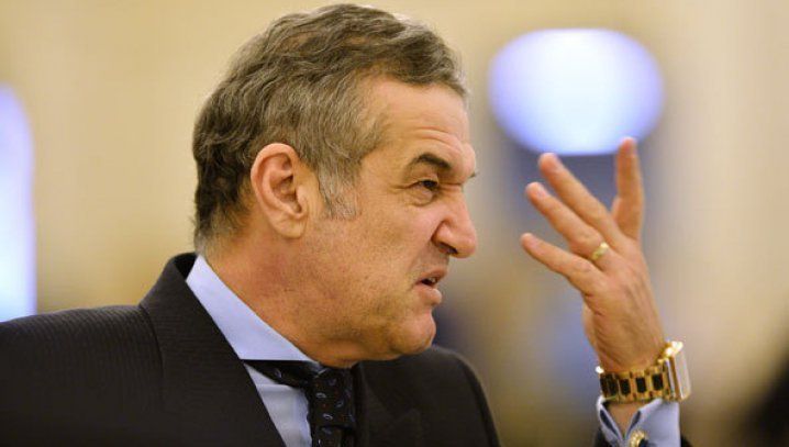 <span style="color:#f00;">Lovitura pentru Gigi Becali! Atacantul dorit de FCSB, la un pas de rivala Craiova!</span> Mutarea de TITLU pe care o incearca echipa din Banie
