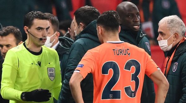 UEFA a luat decizia! Meciul PSG-Istanbul Basaksehir se va juca miercuri!<span style="color:#f00;"> Ovidiu Hategan impreuna cu toata brigada lui se intorc acasa</span>