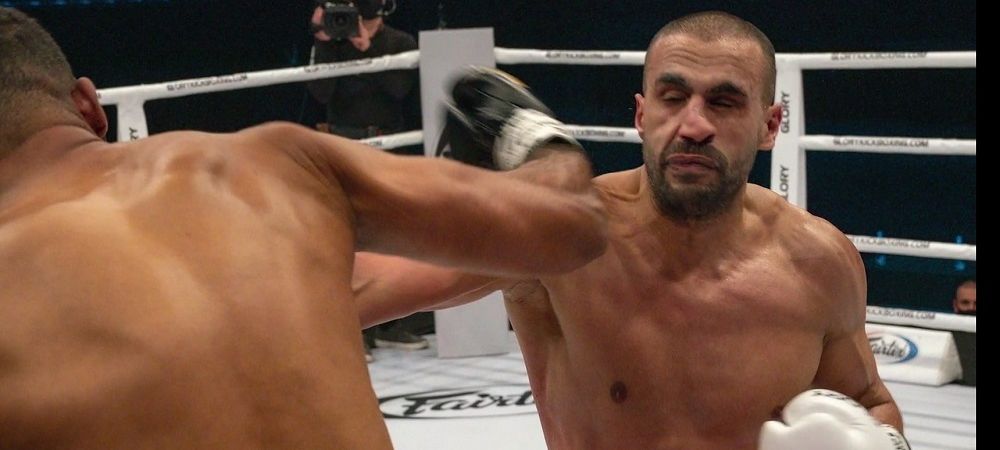 <span style="color:#f00;">"A facut meciul vietii sale! Glory l-a pierdut definitiv pe Badr Hari!" </span>Eduard Irimia ii ia apararea lui Benny: <span style="color:#f00;">"Ghita trebuie sa-l felicite! Asa ar fi corect"</span>