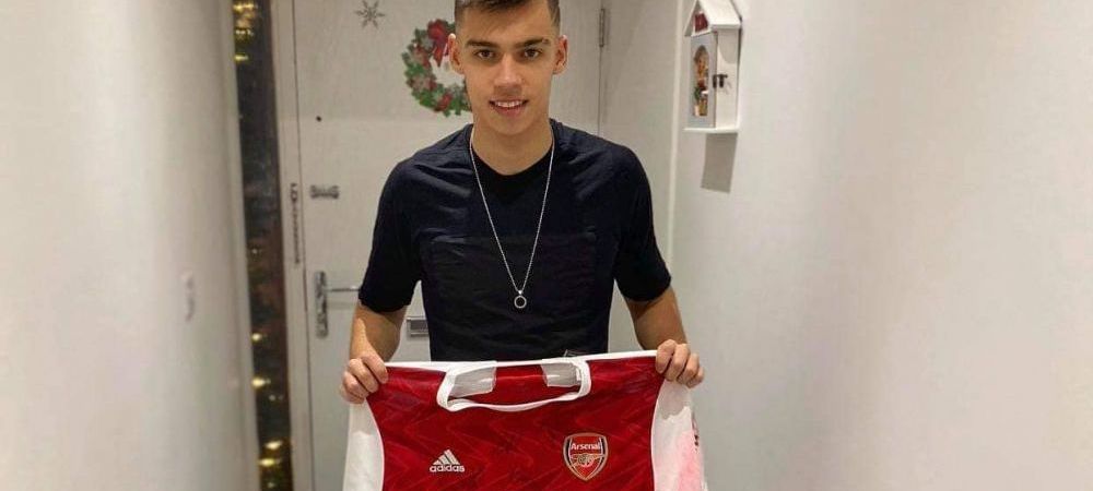<span style="color:#f00;">Catalin Cirjan, GEST SUPERB de Craciun! S-a dus la Aubameyang, Lacazette si David Luiz pentru a-i semna pe tricou:</span> ce va face cu echipamentul