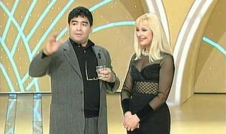 <span style="color:#f00;">Cea mai TARE declaratie despre viata sexuala a lui Maradona:</span> "Ce ARMASAR nebun! Nu putea sa foloseasca prezervative?" <span style="color:#f00;">Cine e femeia care spune asta</span>
