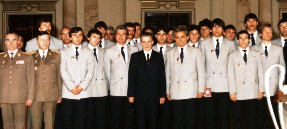 S-a aflat abia dupa 34 de ani! <span style="color:#f00;">Ce a facut dictatorul Nicolae Ceausescu in noaptea de AUR a Stelei de la Seviila </span>si ce bautura a consumat in timpul meciului cu Barcelona