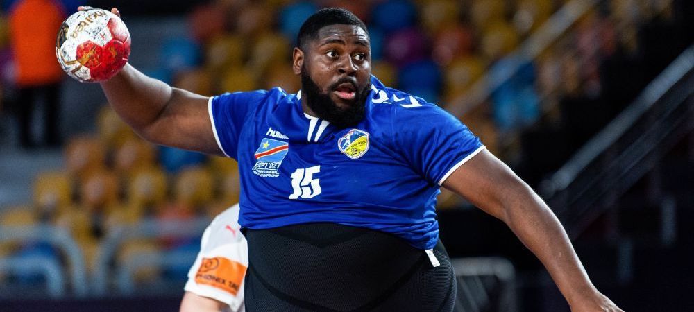 <span style="color:#f00;">Pivotul viral de 110 kilograme a castigat PRIMUL MECI din istorie pentru RD Congo la Campionatul Mondial!</span> Cum au putut sa se bucure la finalul meciului