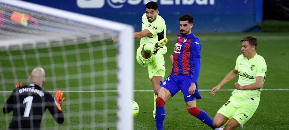 <span style="color:#f00;">Portarul lui Eibar a INSISTAT sa ii dea gol lui Oblak, dar apoi a fost facut KO de Suarez! </span>Liderul Atletico, la a 6-a victorie consecutiva in La Liga