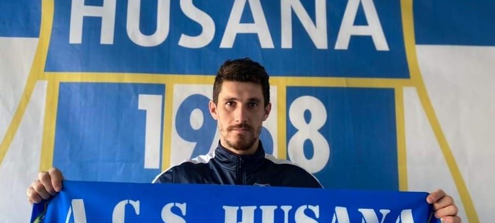Drama cumplita a unui fotbalist din Romania: <span style="color:#f00;">si-a pierdut ambii parinti de sarbatori, la o distanta de cateva zile unul fata de celalalt</span>
