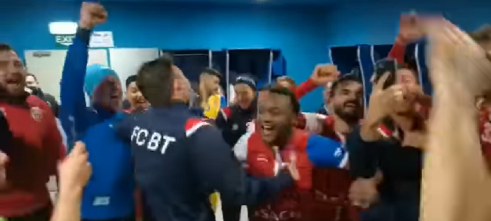 Fericire mare la Botosani dupa victoria cu CFR Cluj!<span style="color:#f00;"> Jucatorii lui Croitoru s-au dezlantuit in vestiar :)</span>
