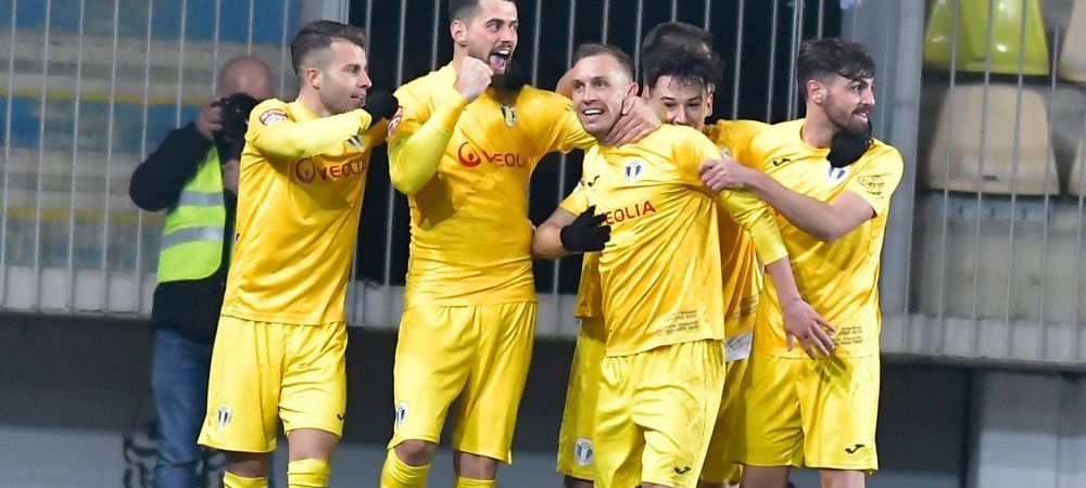 <span style="color:#f00;">Dezvaluiri HALUCINANTE despre fotbalistul de la Petrolul batut! Tatal sau sustinea ca a fost agresat in strada</span>, dar adevarul e altul. Anuntul facut de politie