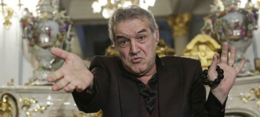 <span style="color:#f00;">"Vad ca el imi face preturile pentru jucatori, intrebati-l pe el!" </span>Ce a spus Becali despre plecarea lui Tanase de la FCSB