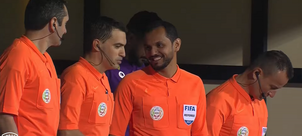 <span style="color:#f00;">Meci cu SCANTEI pentru Hategan in Arabia Saudita! Arbitrul roman s-a ajutat de VAR </span>pentru doua faze decisive din Al Hilal - Al Raed