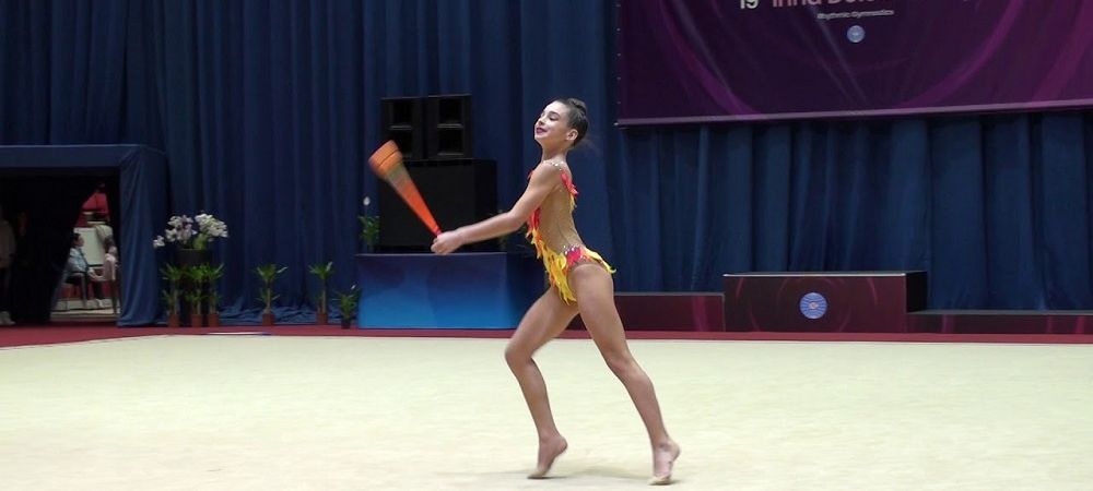 "Ne gadila unde nu trebuie sau ne tragea de par!" <span style="color:#f00;">Dezvaluiri socante despre sectia de gimnastica ritmica de la CSA Steaua! </span>Acuzatii dure
