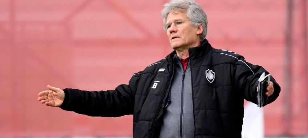 <span style="color:#f00;">"Nu am mai auzit asa ceva in lume!" Reactia lui Boloni dupa ce Steaua</span> a decis sa retraga tricoul cu numarul 7 