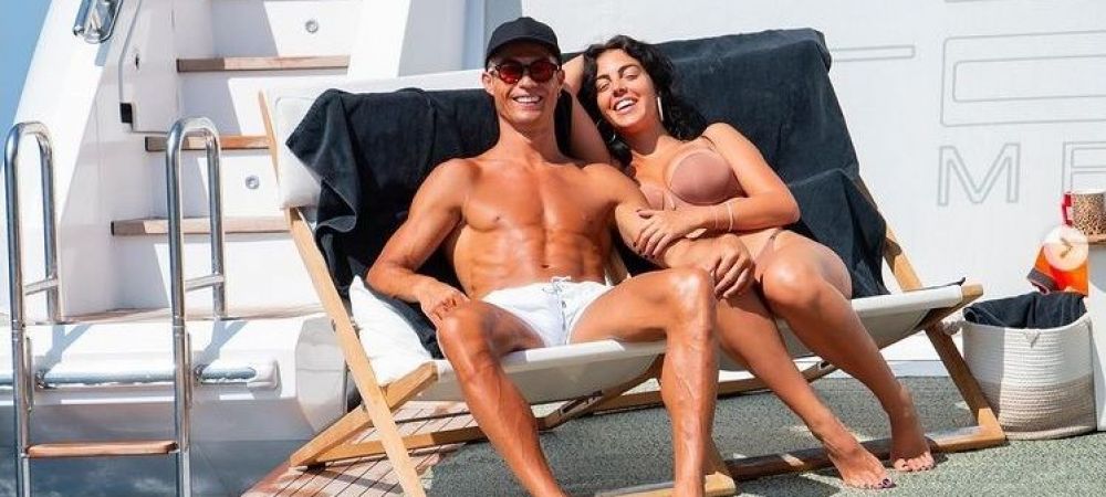 <span style="color:#f00;">Cristiano Ronaldo asteapta titlul de golgheter pe yacht!</span> El se relaxeaza pe vasul sau de lux, alaturi de familie si prieteni