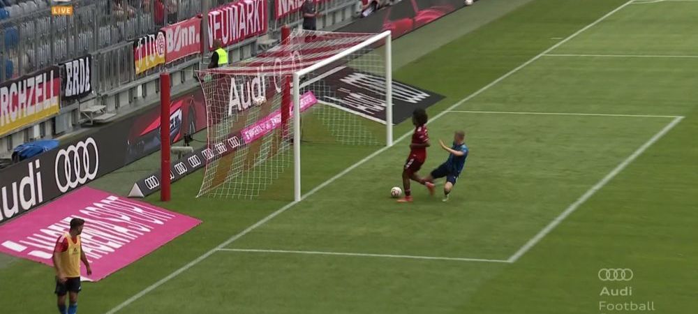 <span style="color:#f00;">Asta este ratarea momentului în fotbal! </span>Fostul coleg al lui Man și Mihăilă s-a făcut de râs cu Ajax 