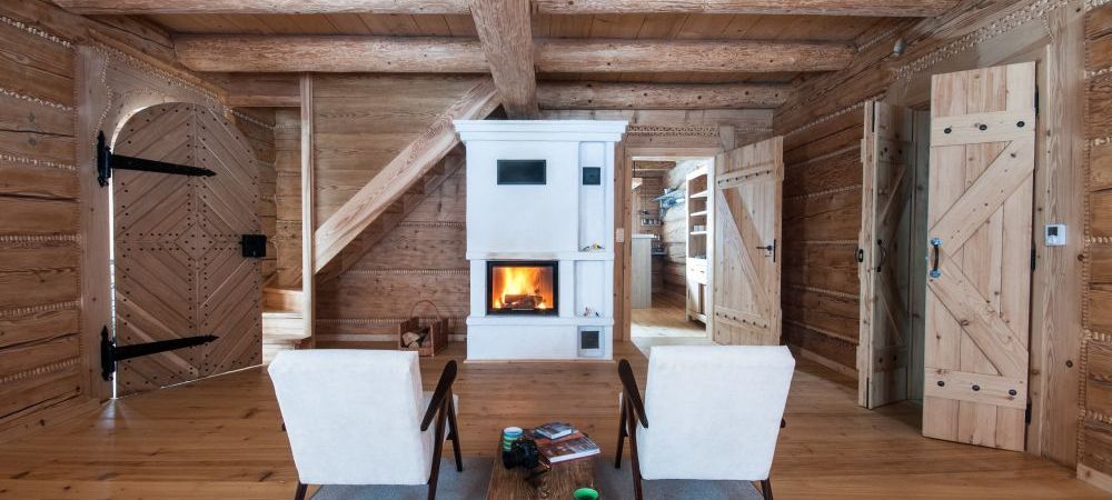 (P) Șemineul și soba cu design rustic - ultimul trend în materie de încălzire și decor
