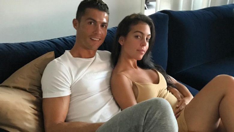Ronaldo s-a fotografiat alături de cadoul de 610.000 de euro primit de la Georgina Rodriguez