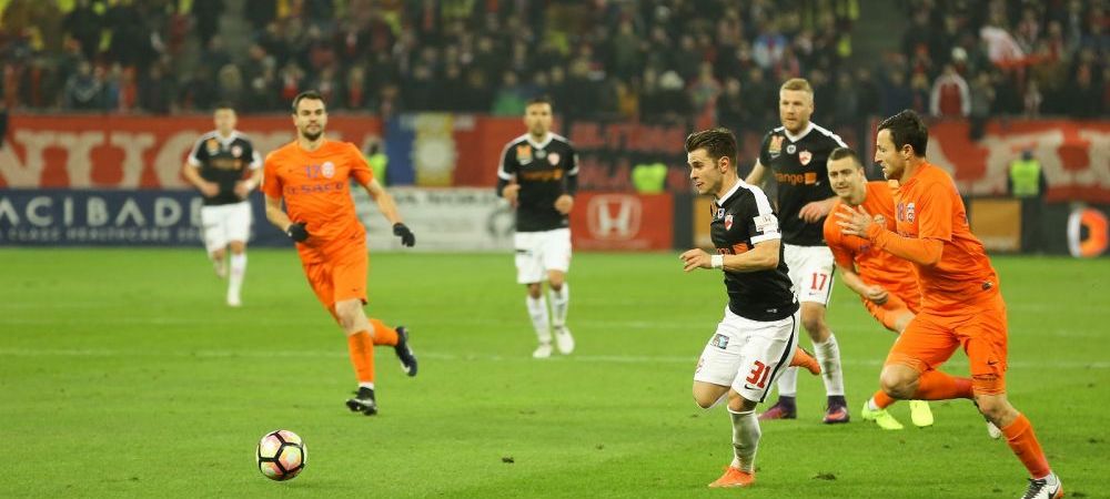 "E ca o fată frumoasă de la țară fără straie!" Cum a ratat FCSB un transfer important și "eticheta" pusă jucătorului 