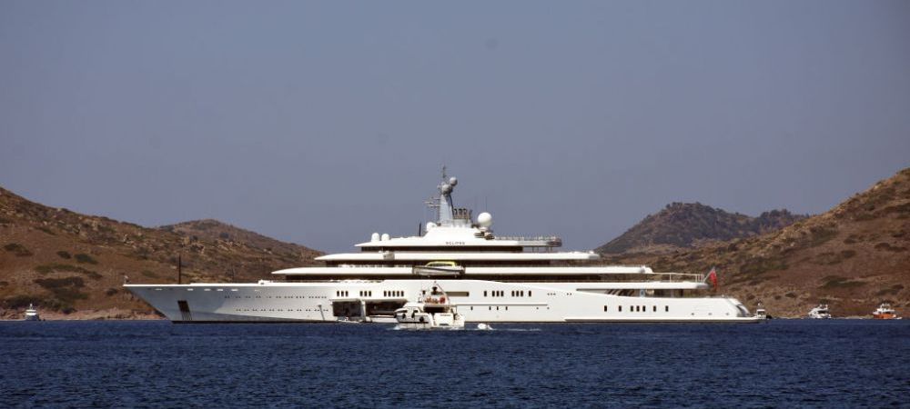 I-a eclipsat pe toți! Iahtul lui Roman Abramovich arată fabulos. Cât l-a costat pe patronul lui Chelsea