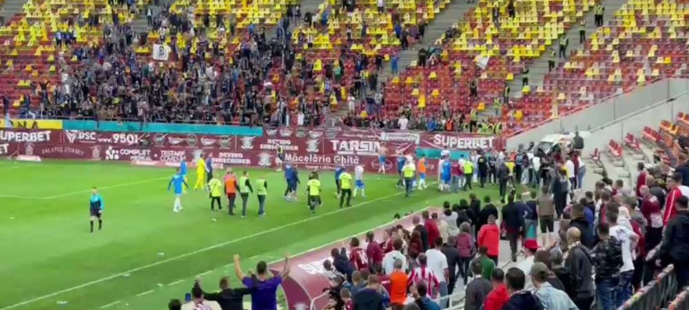 <span style="color:#f00;">VIDEO | </span>Scene incredibile la finalul meciului Rapid - Univ. Craiova! Oltenii nu au fost lăsați să iasă de pe teren