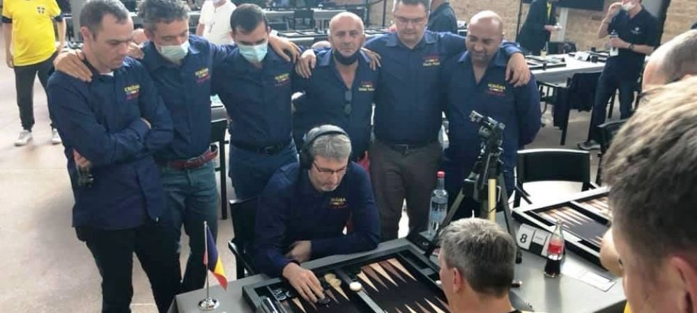 <span style="color:#f00;">Am devenit campioni mondiali la sportul preferat al lui Gigi Becali! </span>România a câștigat Campionatul Mondial de Table