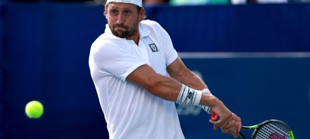 Cea mai dubioasă descalificare a anului în tenis! Un jucător a fost lovit în zonă intimă de un copil de mingi: ce s-a întâmplat după 