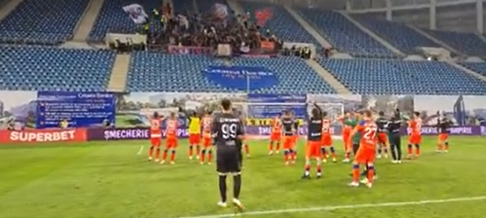 Jucătorii de la FCSB au sărbătorit alături de suporteri victoria cu FCU Craiova. Momente spectaculoase de pe stadion 