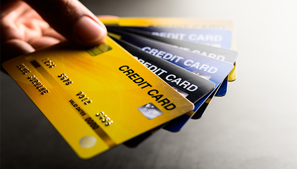 Riscurile utilizării cardurilor bancare în mediul online - iată cum să te protejezi corespunzător! (P)