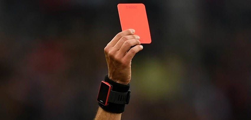 <span lang="RO-MO" style="mso-ansi-language:RO-MO;mso-no-proof:
no">Un fotbalist a primit 48 de meciuri suspendare după ce i-a spart nasul unui adversar </span>