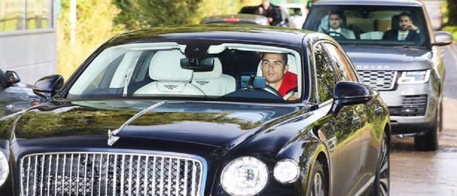Ronaldo, apariție de senzație la meciul din Cupa Ligii! Noua mașină a starului portughez 