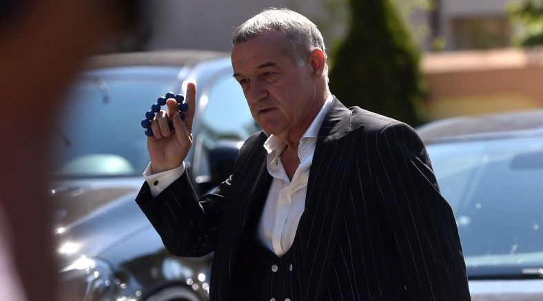 Gigi Becali, în lacrimi! Momentul care l-a făcut pe patronul FCSB să plângă în fața mulțimii